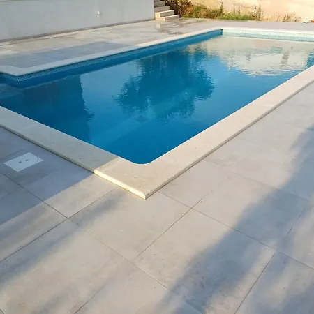 Pool Costela