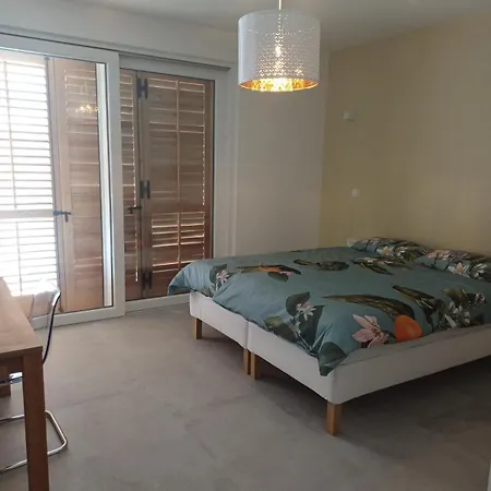 Quarto em Acomodações Particulares Pool Costela