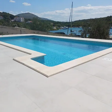 Pool Costela * Bilice